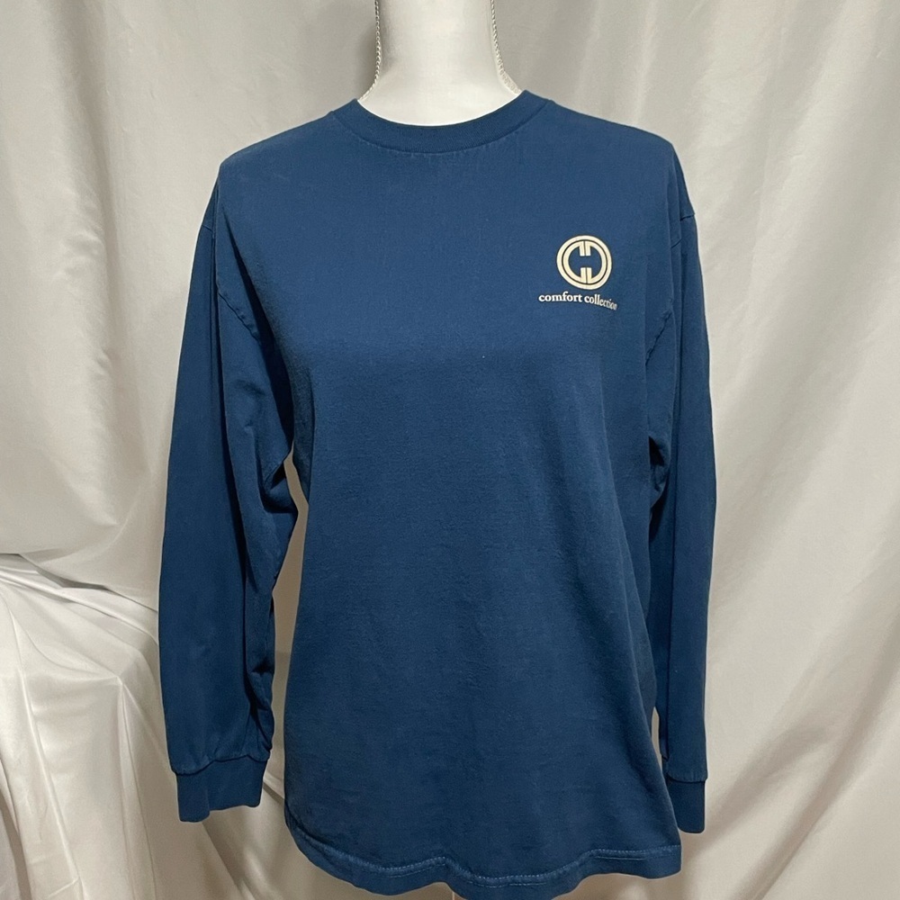 Comfort Collection Blue Long Sleeve Tee with Cream Colored Koi Fish Graphic - Picture 3 of 5